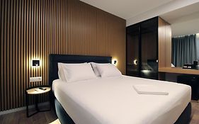 Valmar Hotel